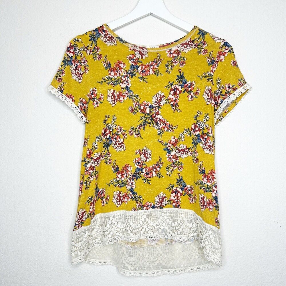 Rewind Yellow Floral Crochet Trim Top S